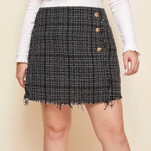 Plus Button Front Raw Trim Tweed Skirt